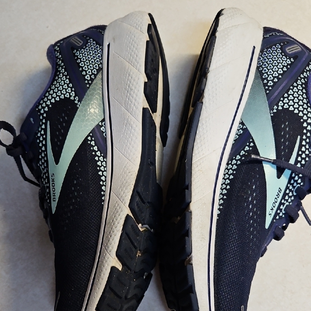 Brooks Ghost 14 Womens Sz 11 Med Blue White Athletic Shoes - Picture 9 of 10